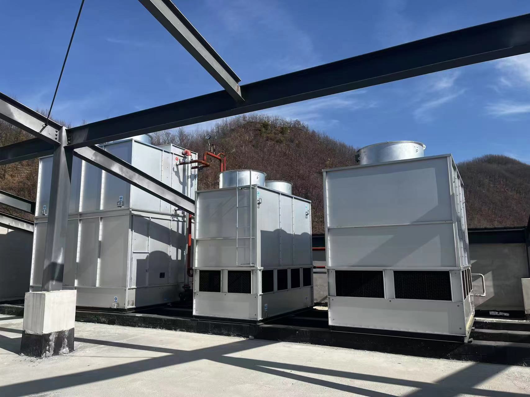 洛陽欒川為農(nóng)服務(wù)中心冷庫項目（建設(shè)中）